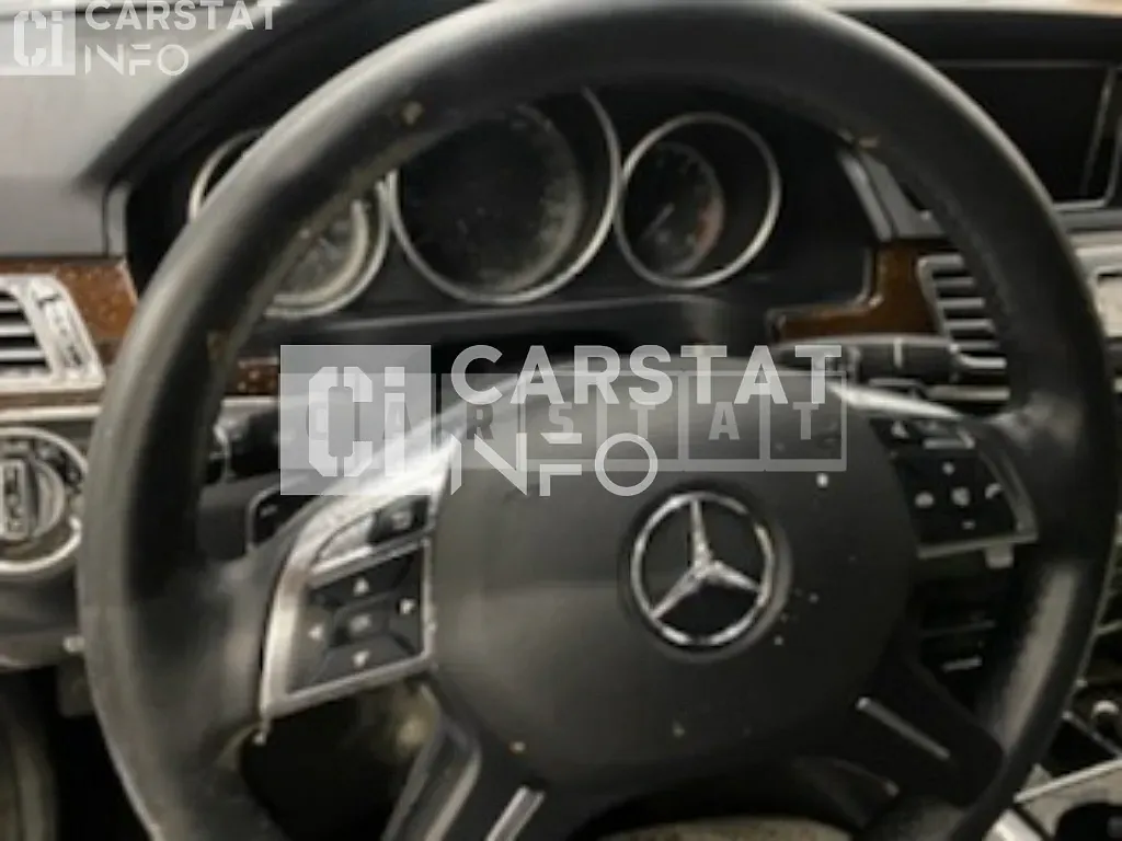 Photo 2 of 15: 2015 Mercedes-Benz Sandsbenz E300 — Korean insurance auction