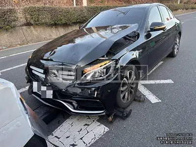 Photo 1 of 7: 2018 Mercedes-Benz C200 d — Korean insurance auction