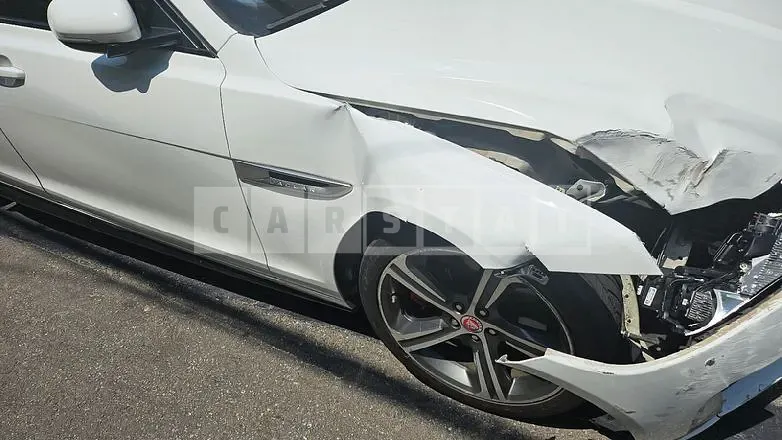 Photo 2 of 11: 2017 Jaguar XF 35T — Korean insurance auction