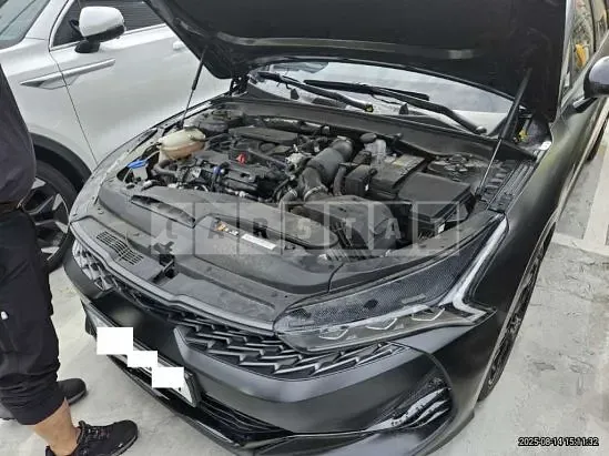 Photo 2 of 10: 2023 Kia K5 — Korean insurance auction