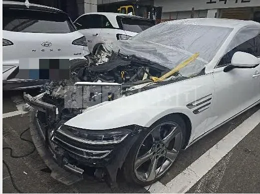 Photo 2 of 22: 2021 Genesis G80 — Korean insurance auction