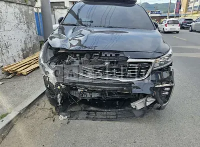 Photo 1 of 21: 2019 Kia Carnival — Korean insurance auction