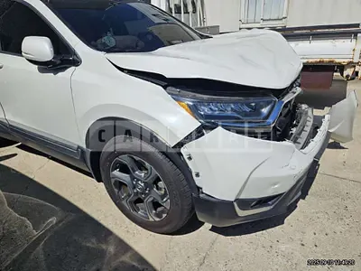 Photo 1 of 18: 2017 Honda CR-V 4WD — Korean insurance auction