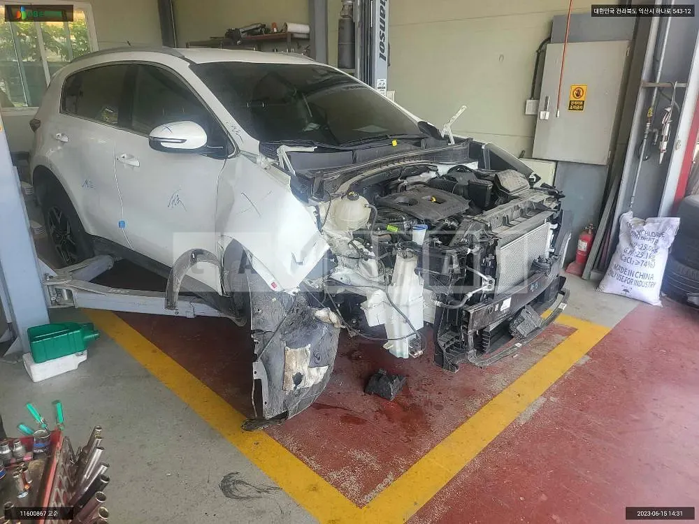 Photo 2 of 8: 2020 Kia Sportage, VIN KNAP681ABLK827832 — Korean insurance auction