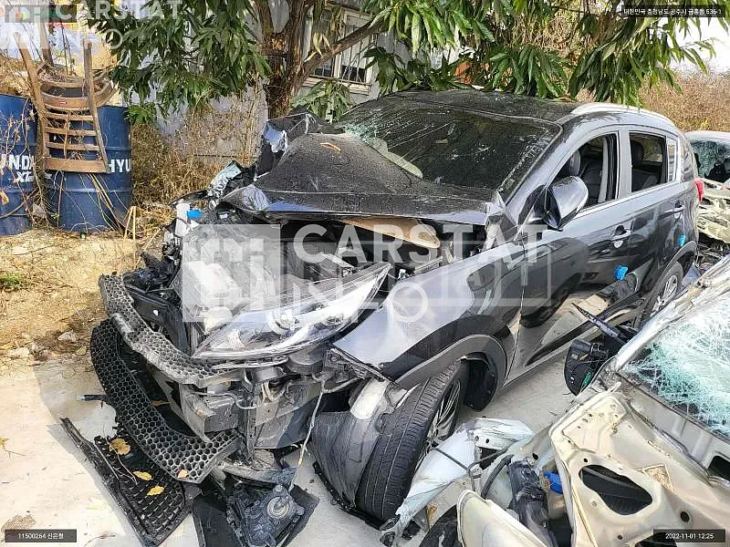 Photo 2 of 12: 2015 Kia Sportage, VIN KNAPC813BGK844331 — Korean insurance auction