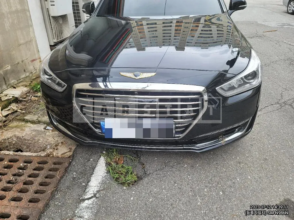Photo 2 of 21: 2016 Genesis EQ900 5.0 — Korean insurance auction