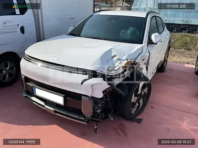 Photo 1 of 11: 2023 Hyundai Kona, VIN KMHHE813BPU025151 — Korean insurance auction