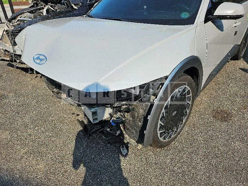 Photo 2 of 25: 2022 Hyundai IONIQ 5, VIN KMHKR81CPNU090165 — Korean insurance auction