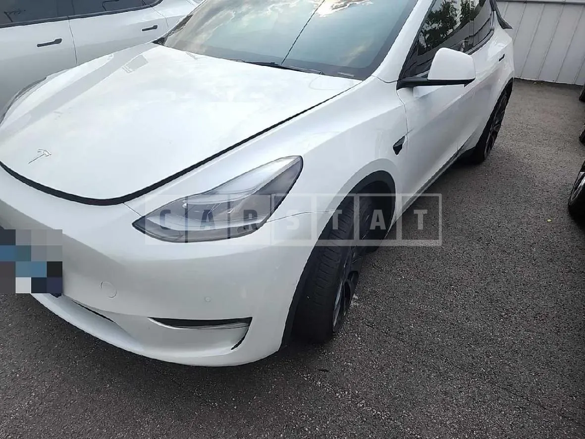 Photo 2 of 23: 2022 Tesla Model Y Performance, VIN 7SAYGDEF5NF497609 — Korean insurance auction