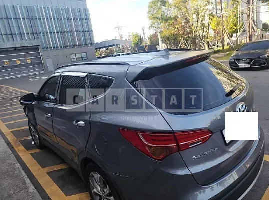 Photo 2 of 24: 2015 Hyundai Santa Fe, VIN KMHSW81UDFU480675 — Korean insurance auction