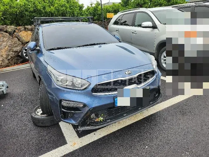 Photo 2 of 49: 2018 Kia K3 1.6 — Korean insurance auction