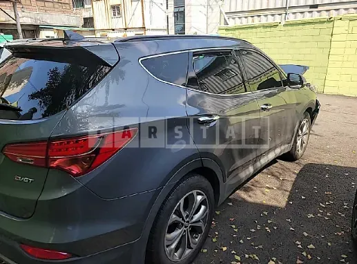 Photo 2 of 36: 2015 Hyundai Santa Fe, VIN KMHSW81UBFU330266 — Korean insurance auction