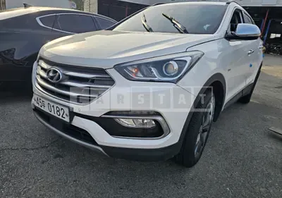 Photo 1 of 50: 2017 Hyundai Santa Fe — Korean insurance auction