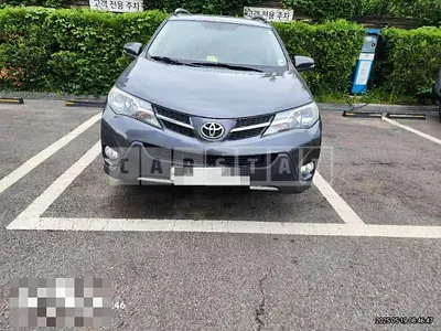 Photo 1 of 11: 2018 Toyota Love 4 — Korean insurance auction