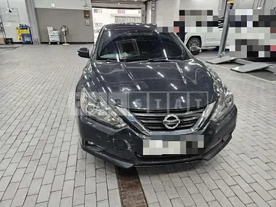 Photo 1 of 20: 2017 Nissan Altima 2.5 — Korean insurance auction