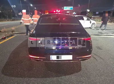 Photo 1 of 6: 2023 Genesis G90 AWD — Korean insurance auction