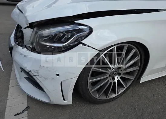 Photo 2 of 10: 2019 Mercedes-Benz C220d 4Matic Coupe — Korean insurance auction