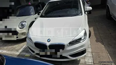 Photo 1 of 34: 2016 BMW Active Tourer — Korean insurance auction