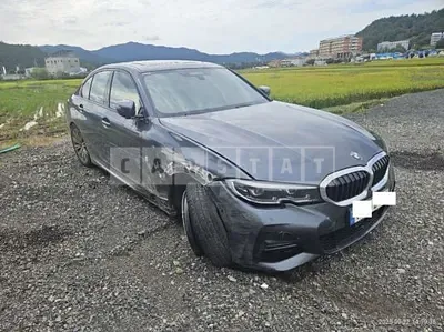 Photo 1 of 24: 2021 BMW 320d, VIN WBA5V5106MFK70675 — Korean insurance auction