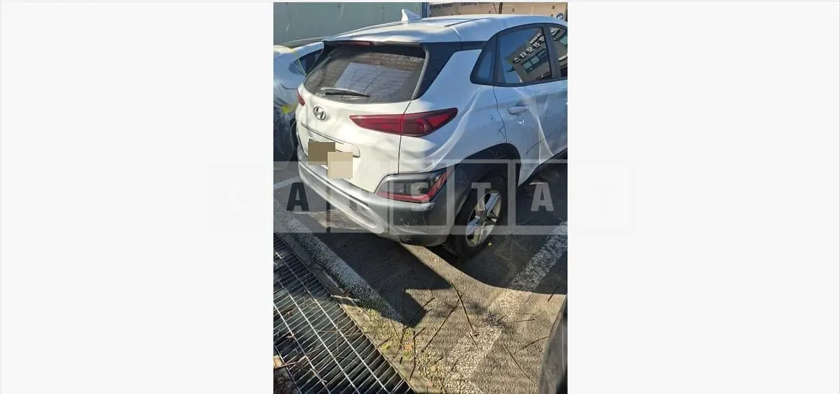 Photo 2 of 24: 2022 Hyundai Kona — Korean insurance auction