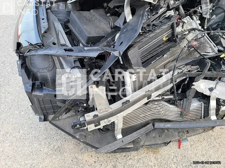 Photo 2 of 11: 2018 Genesis G70 2.0T, VIN KMTG341ABKU031429 — Korean insurance auction