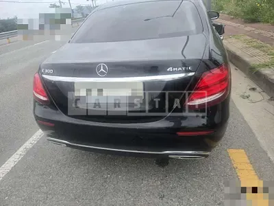 Photo 1 of 11: 2019 Mercedes-Benz E300 — Korean insurance auction