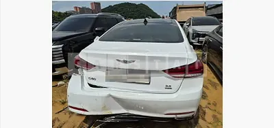 Photo 1 of 48: 2018 Genesis G80 3.3 — Korean insurance auction