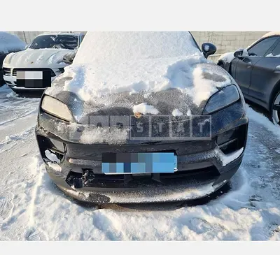 Photo 1 of 31: 2025 Porsche Macan 4S — Korean insurance auction