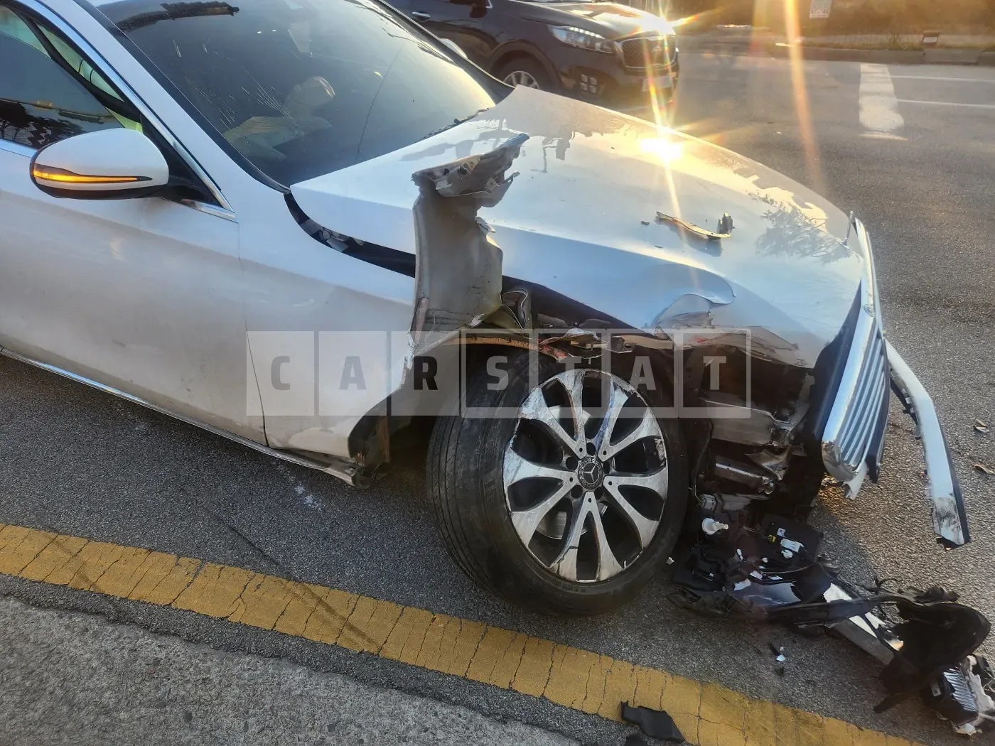 Photo 2 of 13: 2019 Mercedes-Benz E220d 4Matic — Korean insurance auction