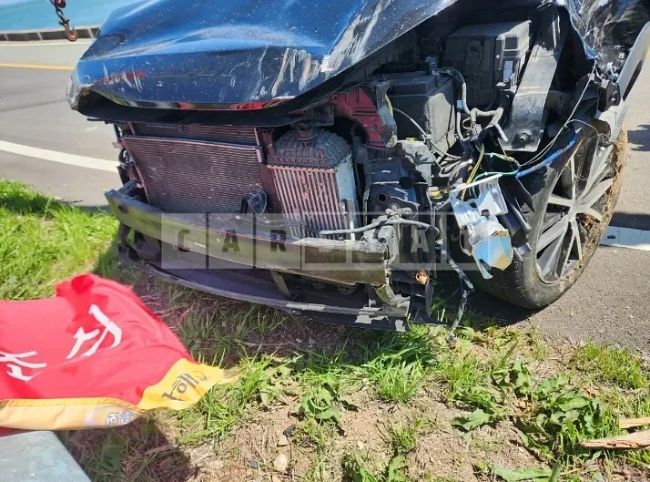 Photo 2 of 7: 2016 Hyundai Tucson 2.0, VIN KMHJ281ABHU326018 — Korean insurance auction