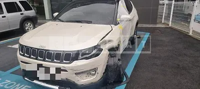 Photo 1 of 10: 2020 Jeep Zip Compass AWD — Korean insurance auction