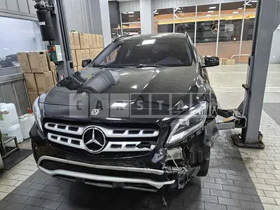 2017 Mercedes-Benz GLA220