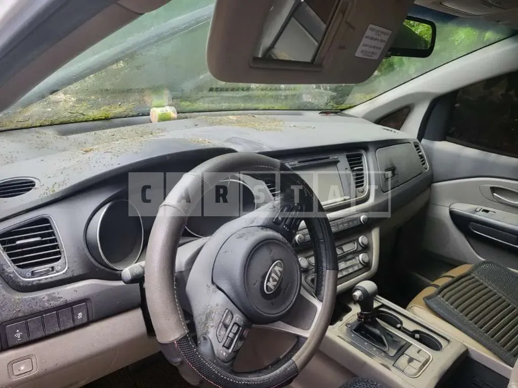 Photo 2 of 7: 2016 Kia Carnival, VIN KNAMB81ABGS223693 — Korean insurance auction