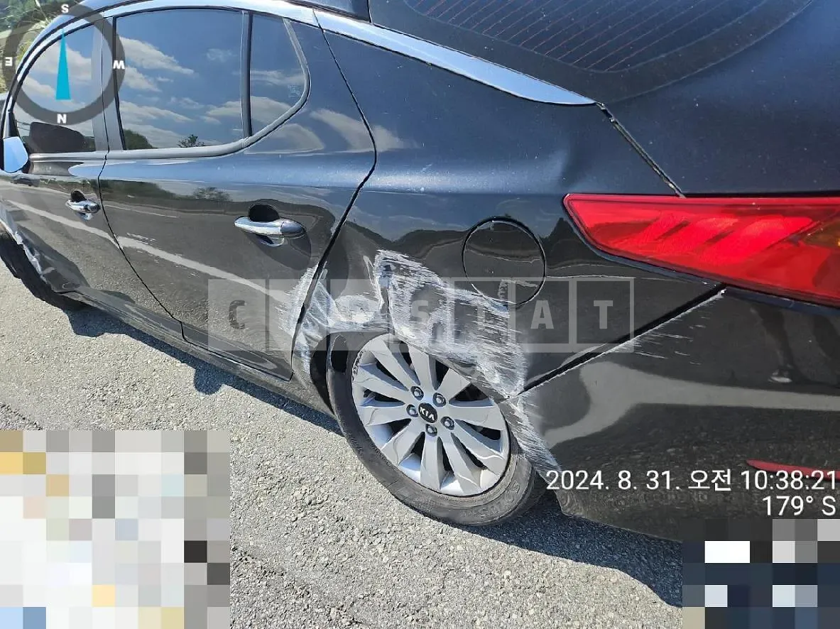 Photo 2 of 4: 2015 Kia K5 2.0 LPG — Korean insurance auction