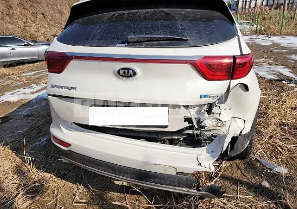 Photo 2 of 9: 2016 Kia Sportage, VIN KNAP6815GGK066638 — Korean insurance auction