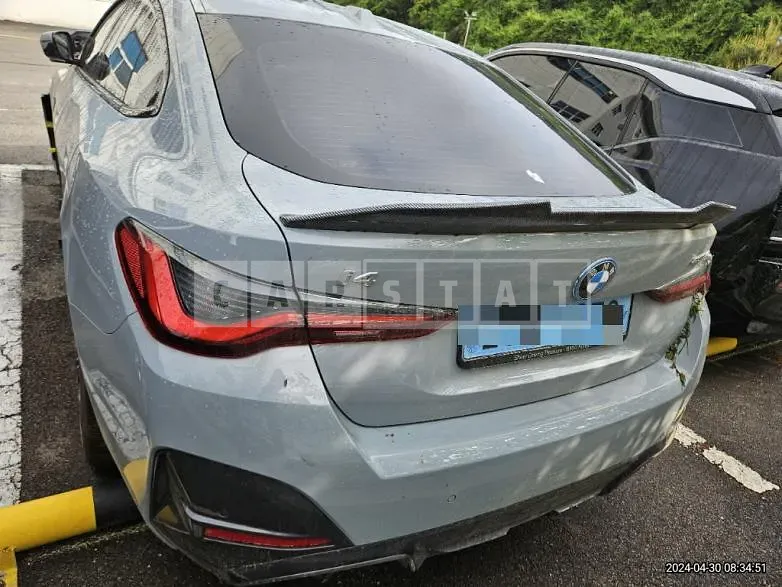 Photo 2 of 23: 2022 BMW i4 eDrive40 — Korean insurance auction