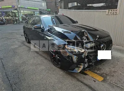 Photo 1 of 31: 2023 Mercedes-Benz E53 4Matic + — Korean insurance auction