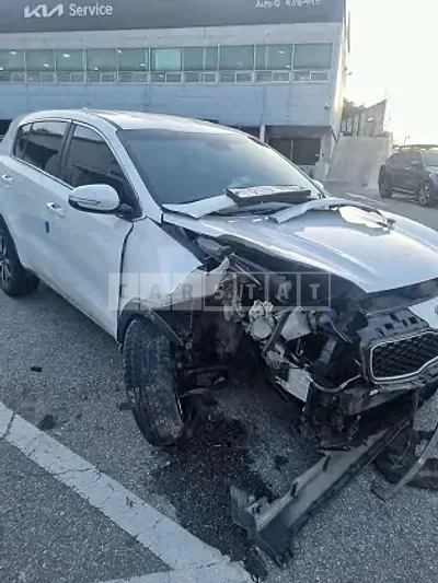 Photo 1 of 10: 2016 Kia Sportage, VIN KNAPN815GGK035168 — Korean insurance auction