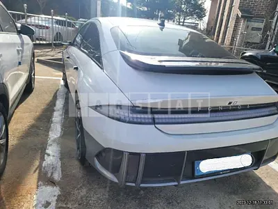 Photo 1 of 50: 2023 Hyundai Modern Ionic 6, VIN KMHM541CPPA004614 — Korean insurance auction