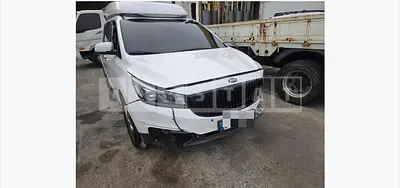 Photo 1 of 15: 2018 Kia Carnival 9-Seater Gasoline — Korean insurance auction