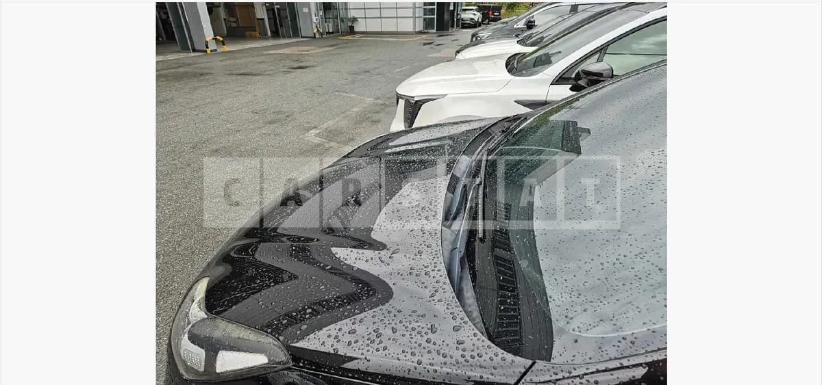 Photo 2 of 39: 2017 Kia Sportage — Korean insurance auction