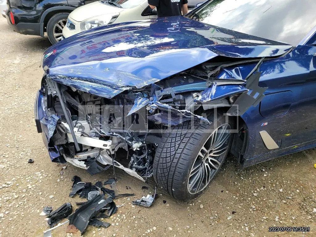 Photo 2 of 50: 2020 BMW 530e iPerformance M Sport, VIN WBAJS9101LCE58232 — Korean insurance auction
