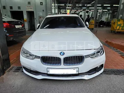 Photo 1 of 13: 2017 BMW 320i, VIN WBA8A9107HK883112 — Korean insurance auction