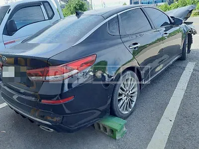 Photo 1 of 22: 2019 Kia K5 — Korean insurance auction