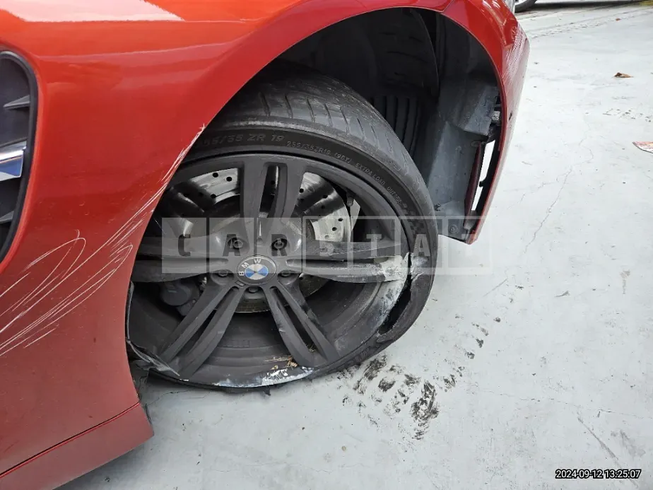 Photo 2 of 19: 2017 BMW M4 Coupe — Korean insurance auction