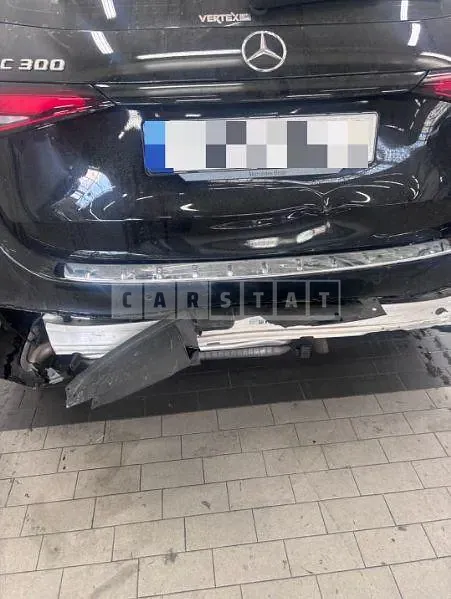 Photo 2 of 33: 2023 Mercedes-Benz GLC300 4Matic — Korean insurance auction