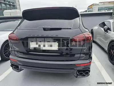 Photo 1 of 17: 2015 Porsche Cayenne GTS — Korean insurance auction