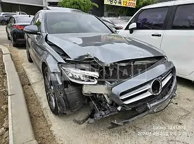 Photo 1 of 7: 2019 Mercedes-Benz C220 d — Korean insurance auction