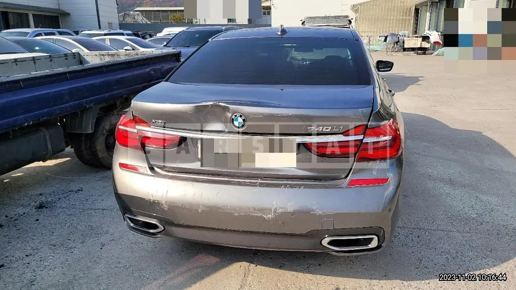 Photo 2 of 20: 2017 BMW 740Li xDrive, VIN WBA7E4107JGV26380 — Korean insurance auction