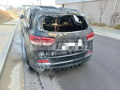 Photo 1 of 10: 2016 Kia Sorento 2.2 (4WD) — Korean insurance auction